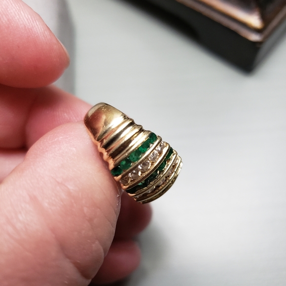 14 KT YELLOW GOLD RING - Picture 3 of 12